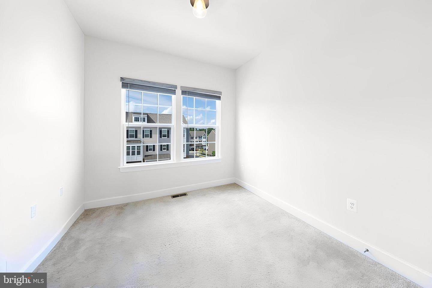 15303 Linville Creek Drive photo 27