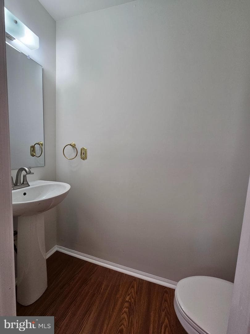 1847 Wigglesworth Way photo 3