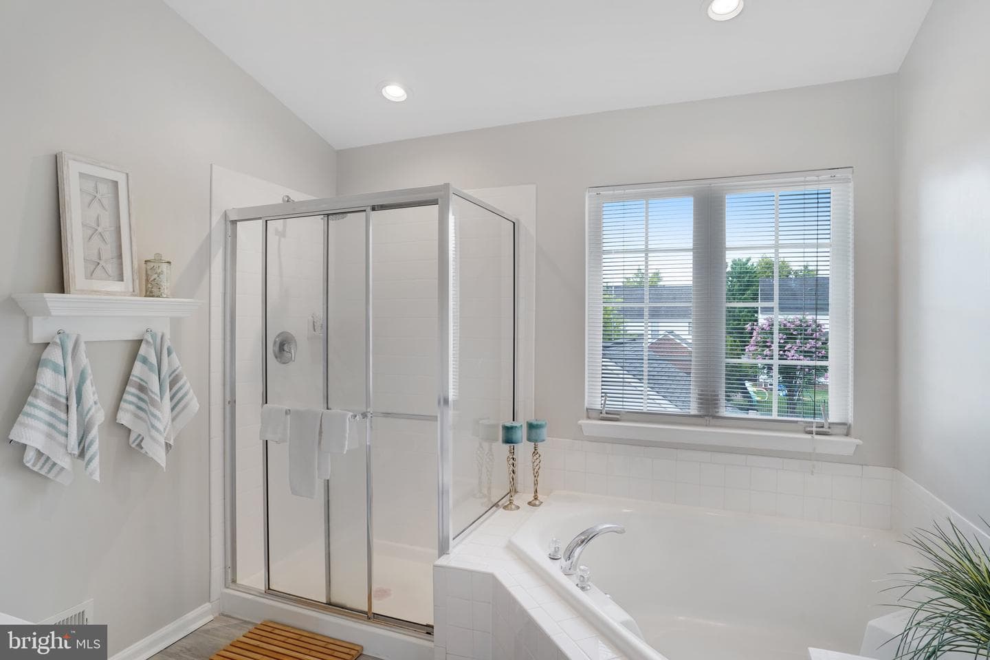 18008 Densworth Mews photo 18