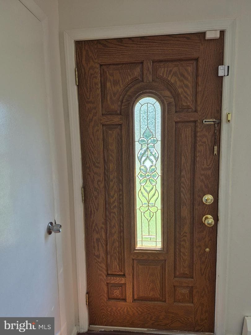 14894 Cordell Avenue photo 3