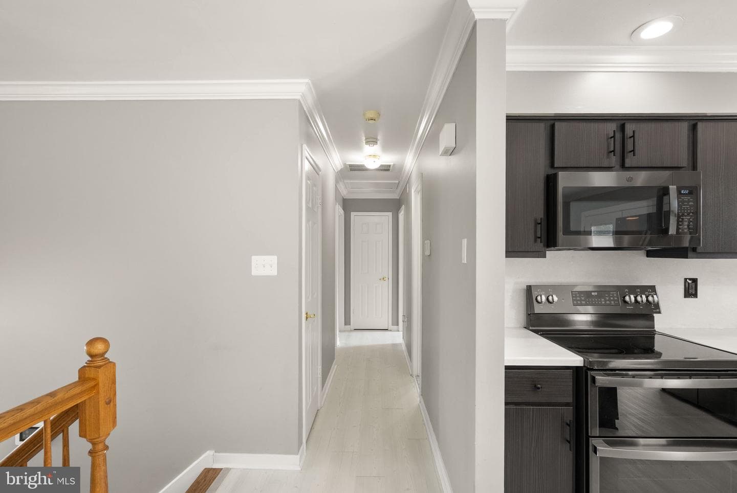 5837 Riverside Drive photo 22