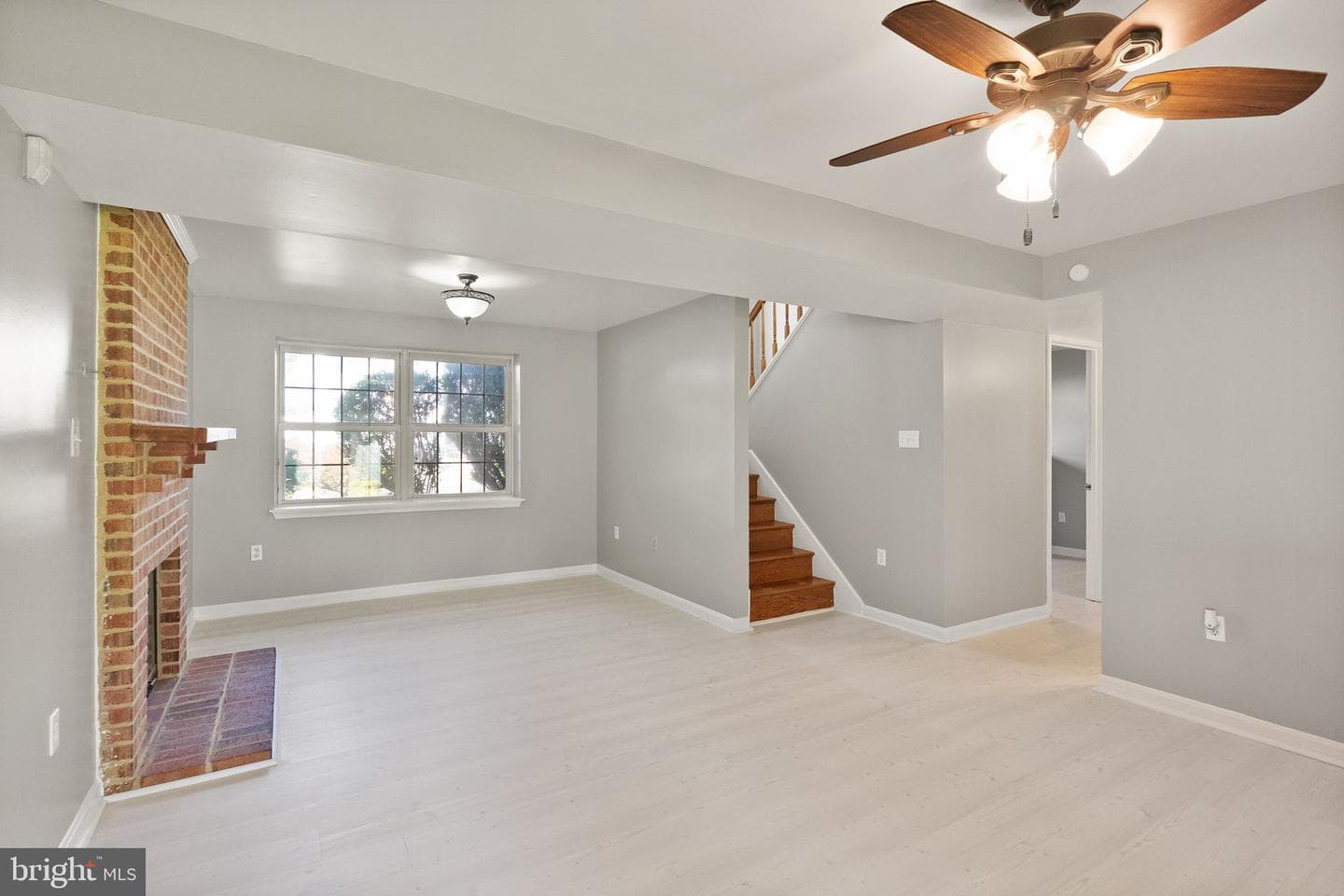 5837 Riverside Drive photo 34