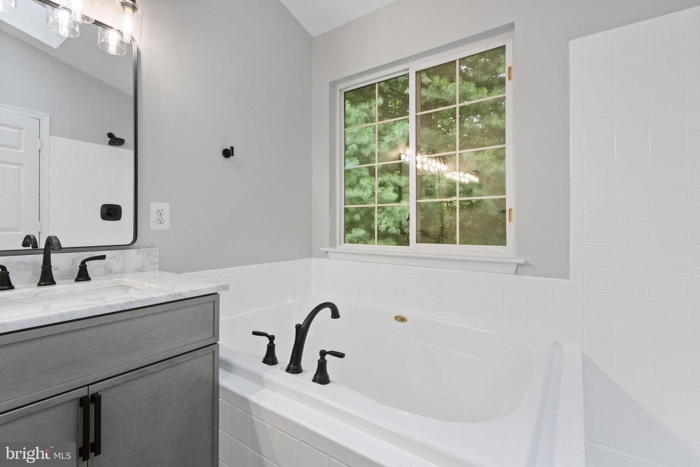 4893 Benecia Lane photo 22