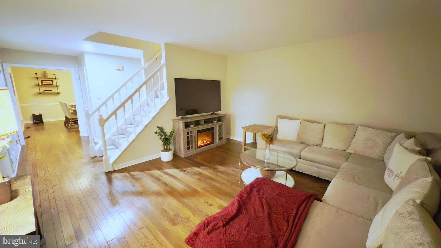 15310 Edgehill Drive photo 5