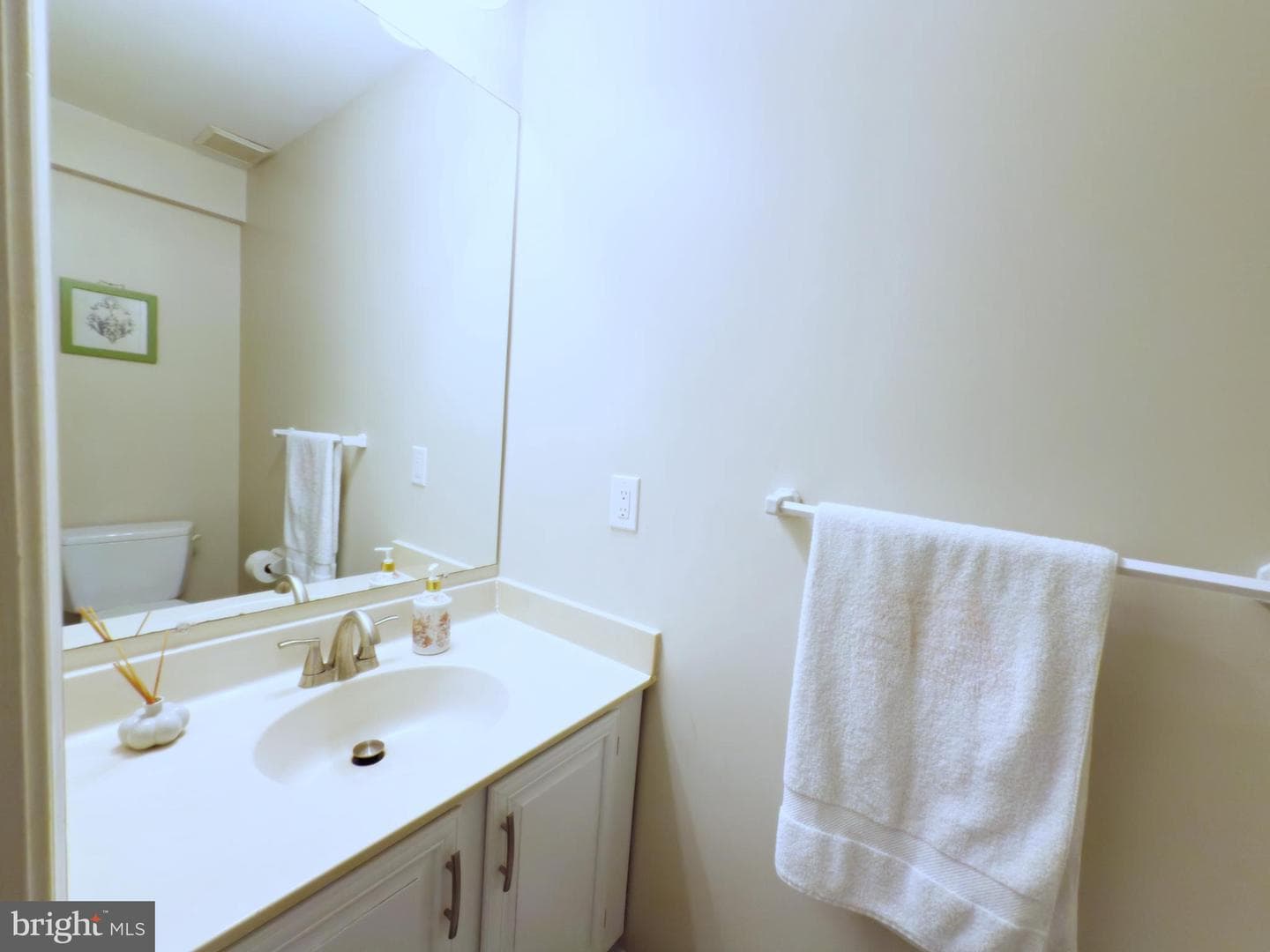 15310 Edgehill Drive photo 8