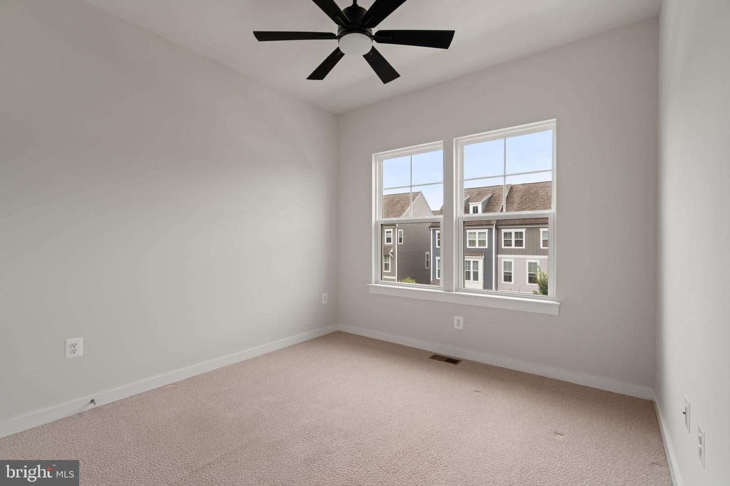1699 Beech Leaf Street photo 23