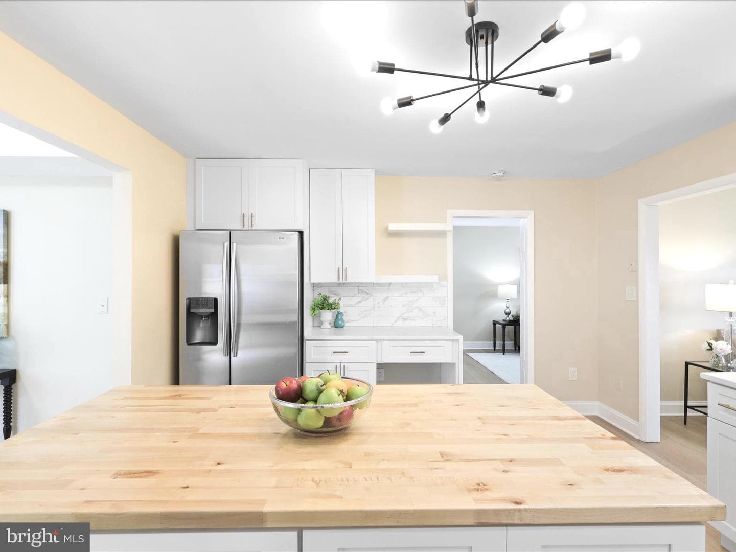 14809 Darbydale Avenue photo 10