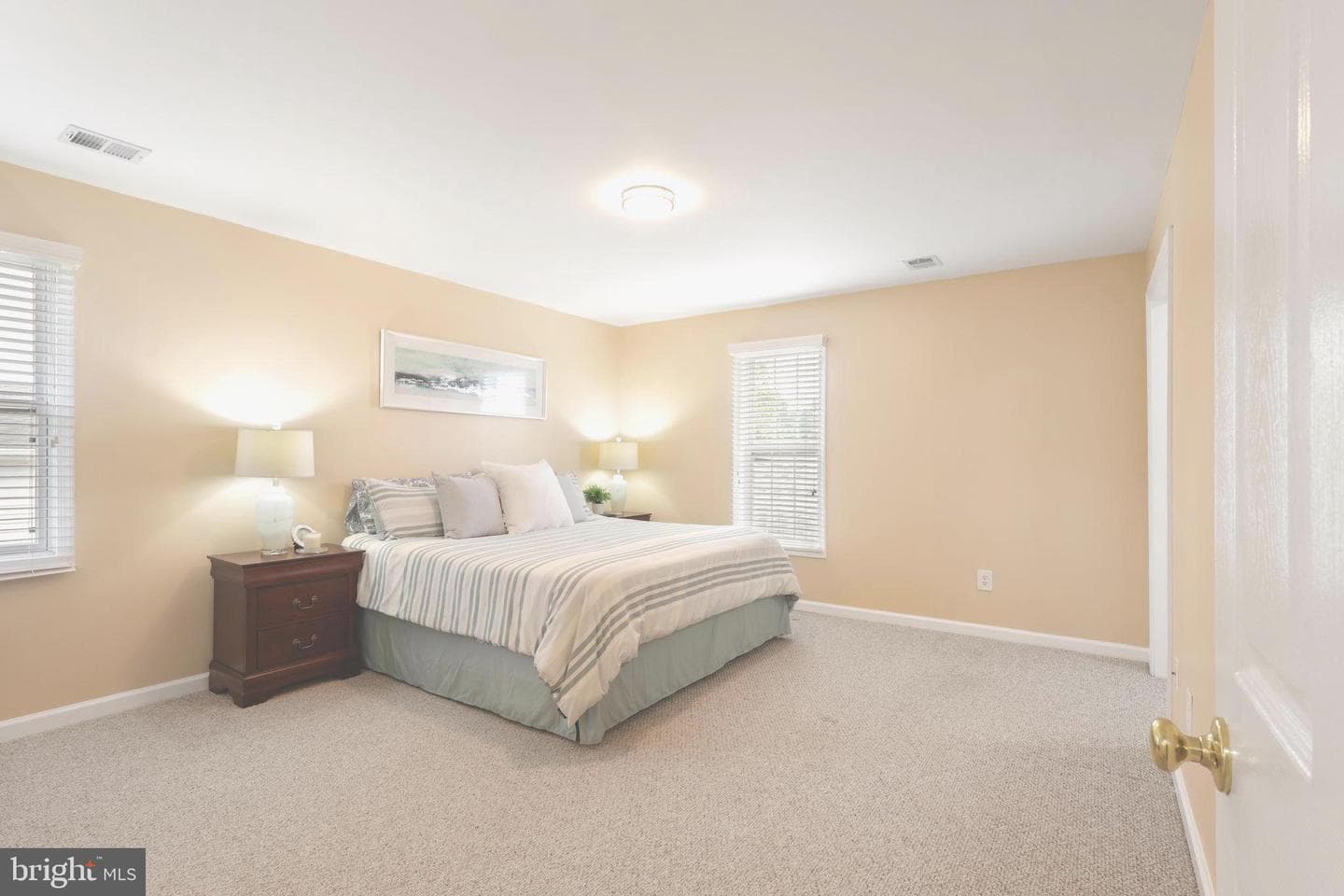 14809 Darbydale Avenue photo 20