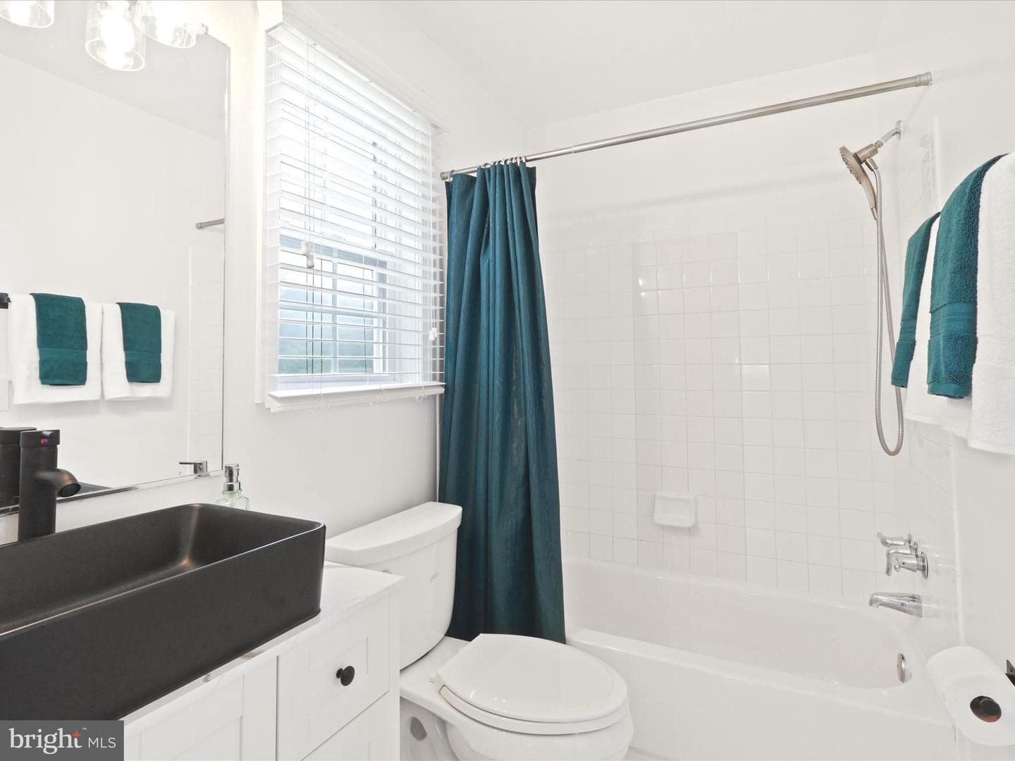 14809 Darbydale Avenue photo 23