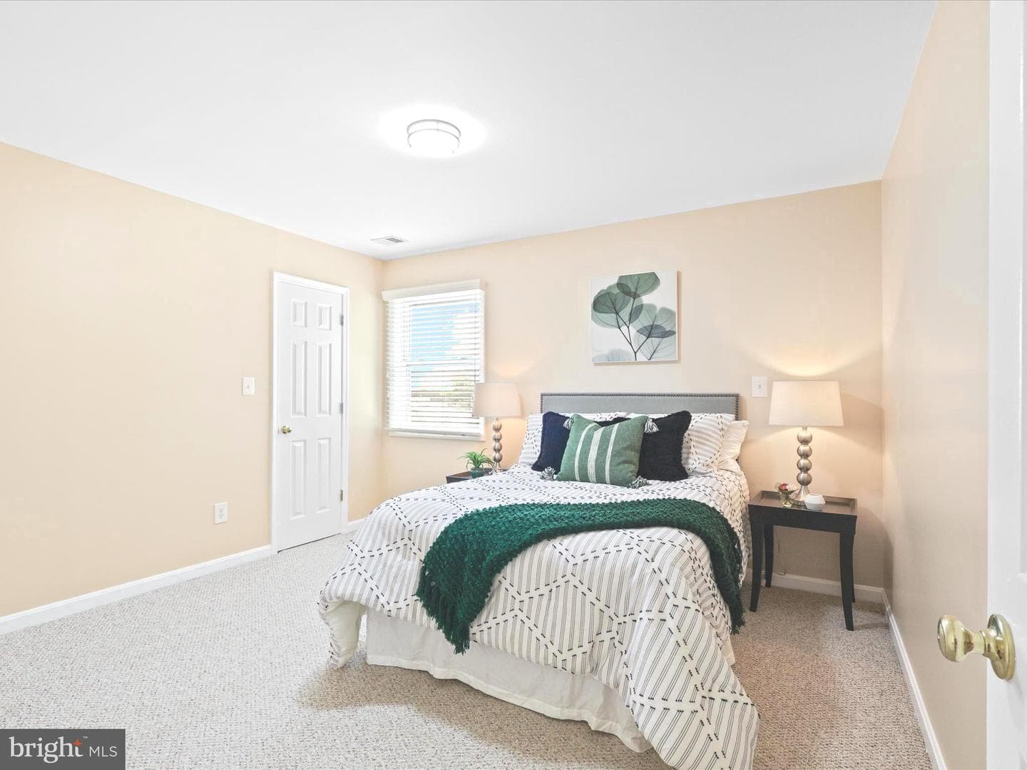14809 Darbydale Avenue photo 24