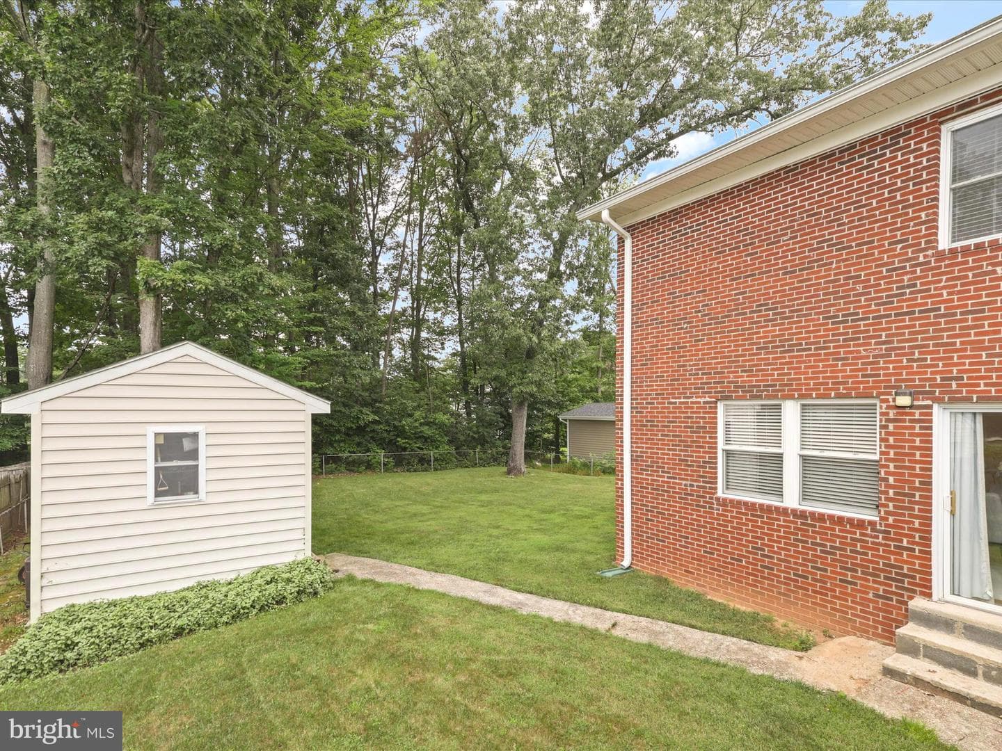 14809 Darbydale Avenue photo 36