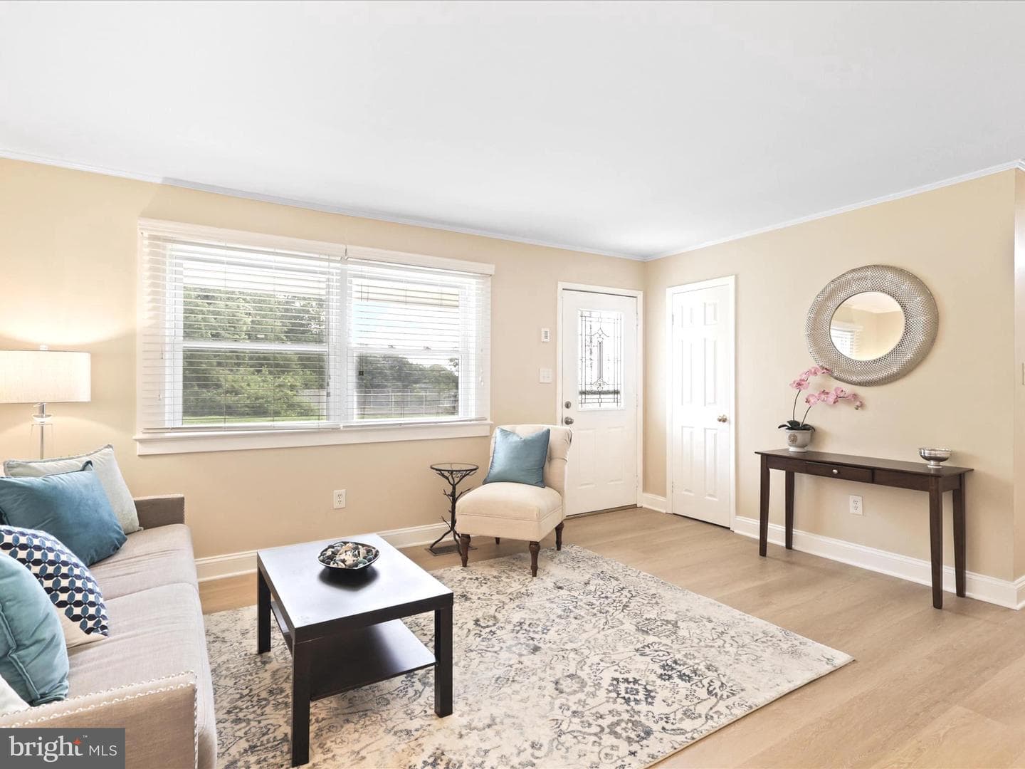 14809 Darbydale Avenue photo 5