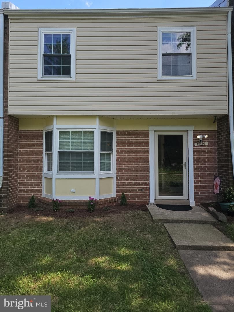 10234 Winchester Court photo 2