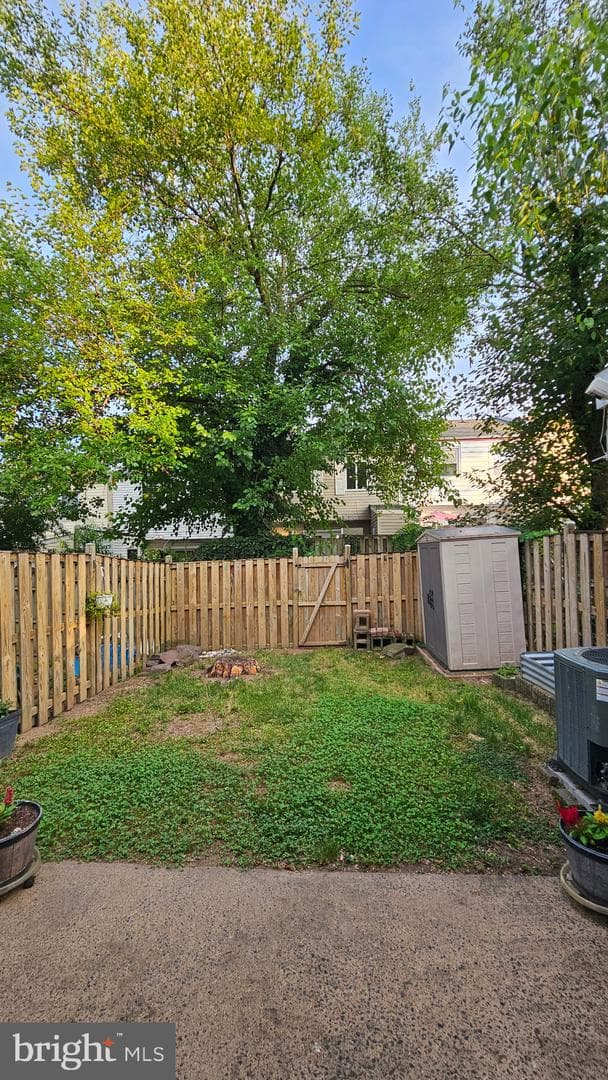 10234 Winchester Court photo 35
