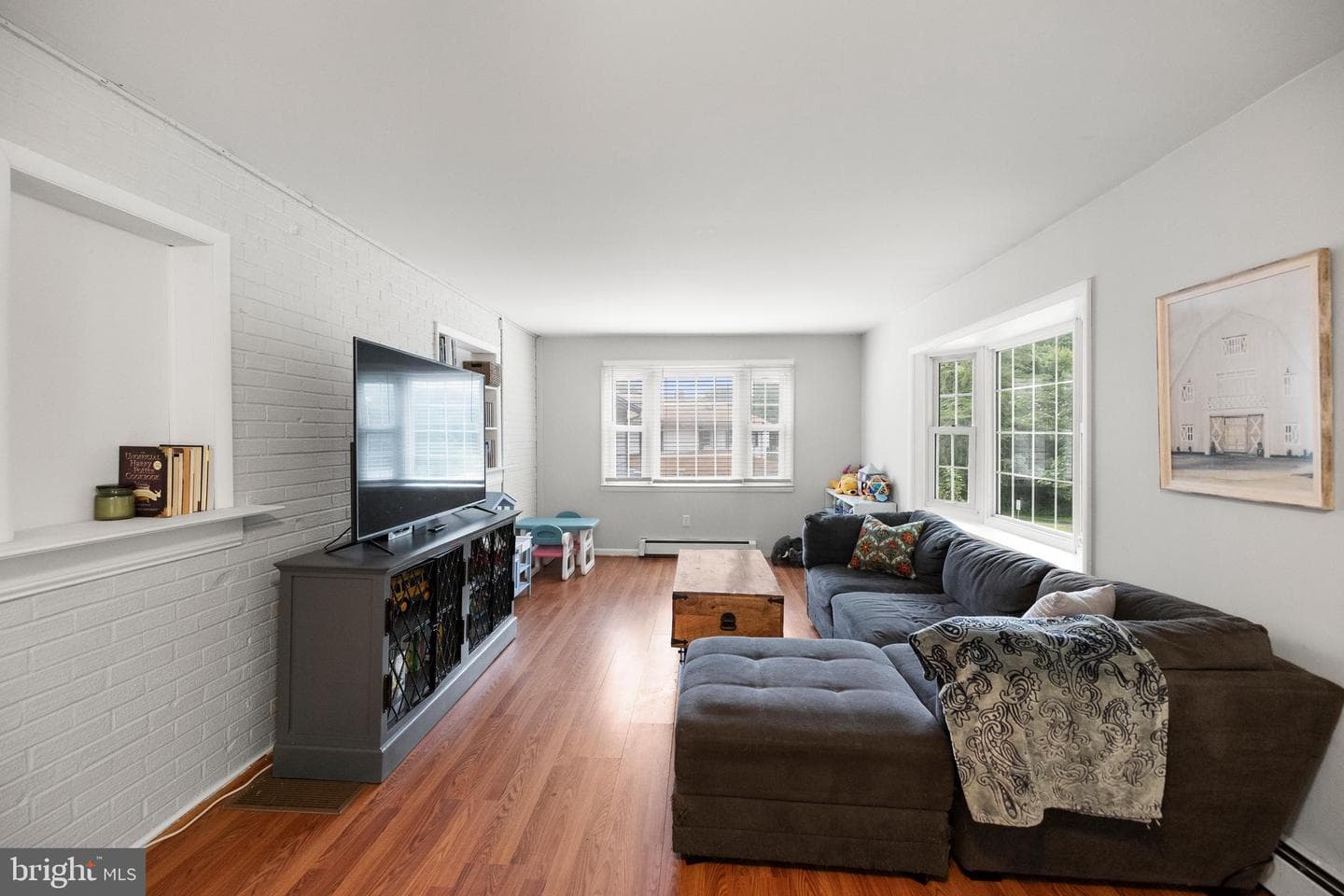 3587 Forestdale Avenue photo 14