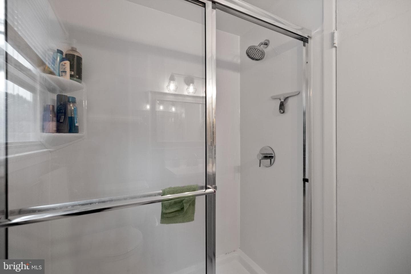 3587 Forestdale Avenue photo 24