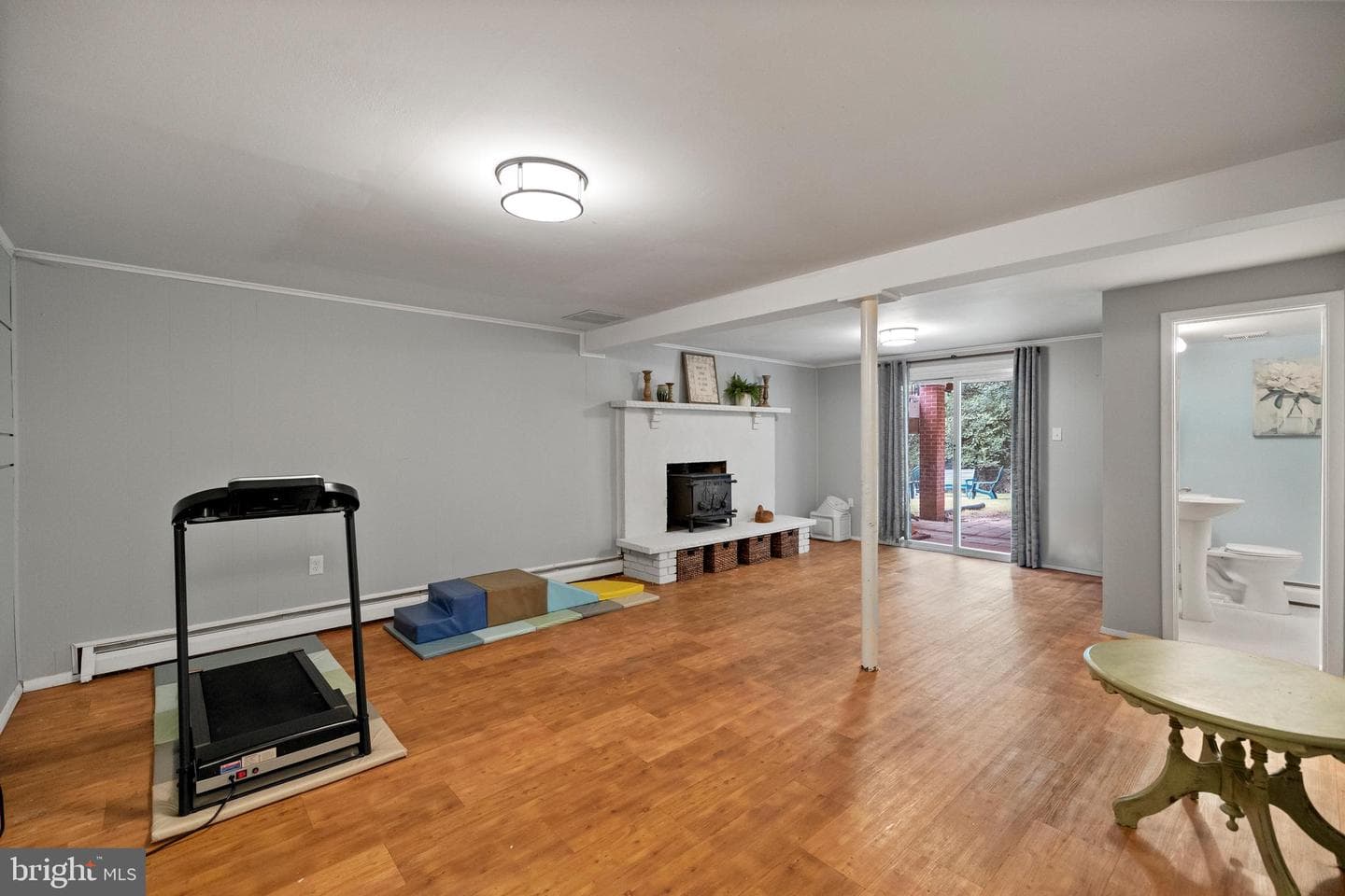 3587 Forestdale Avenue photo 28