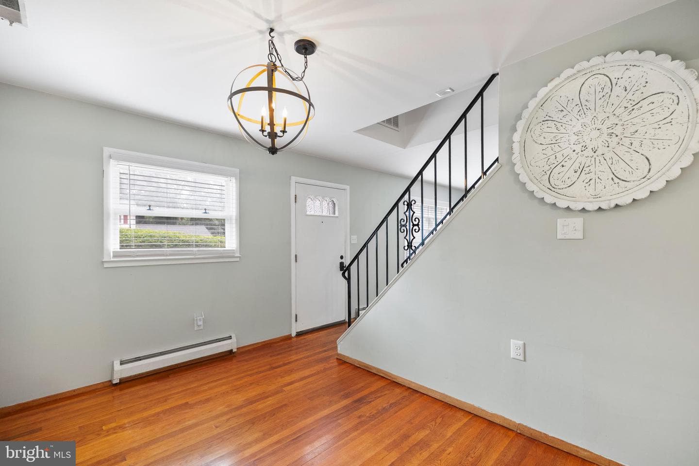 3587 Forestdale Avenue photo 3