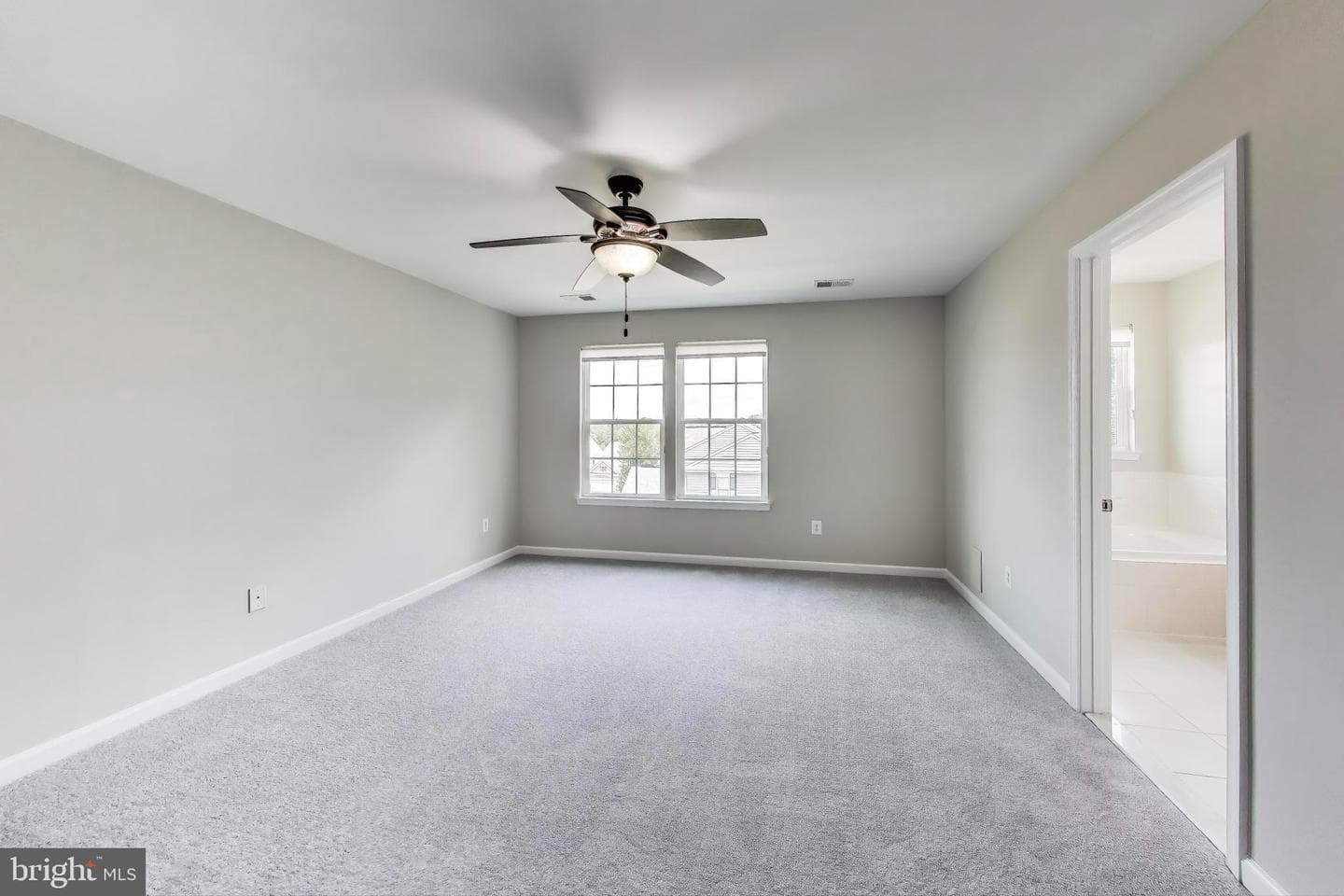 4448 Daisy Reid Avenue photo 21