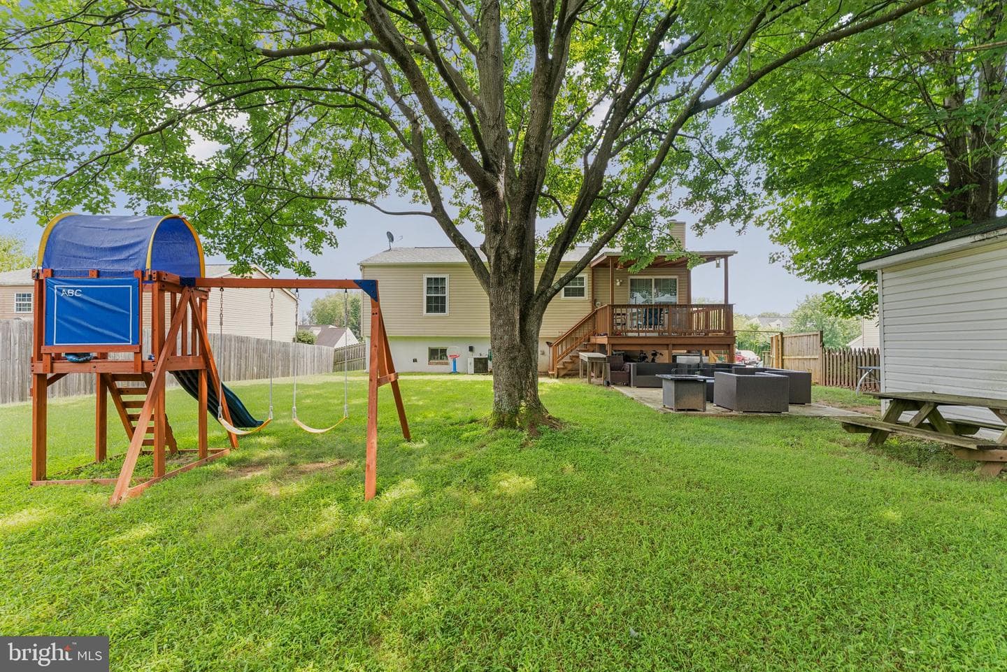 5832 Riverside Drive photo 30