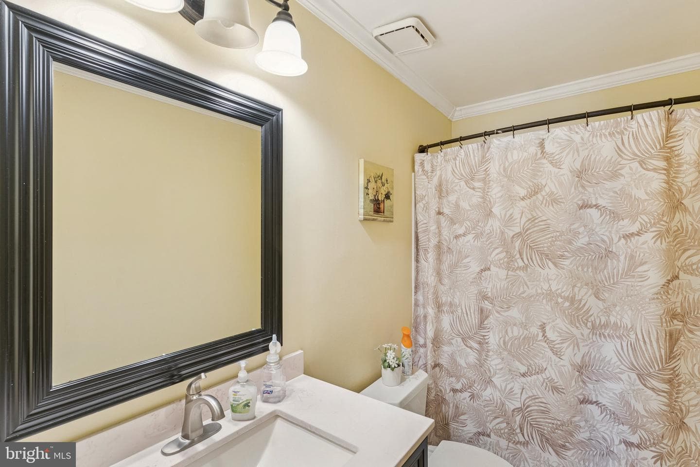 5832 Riverside Drive photo 9