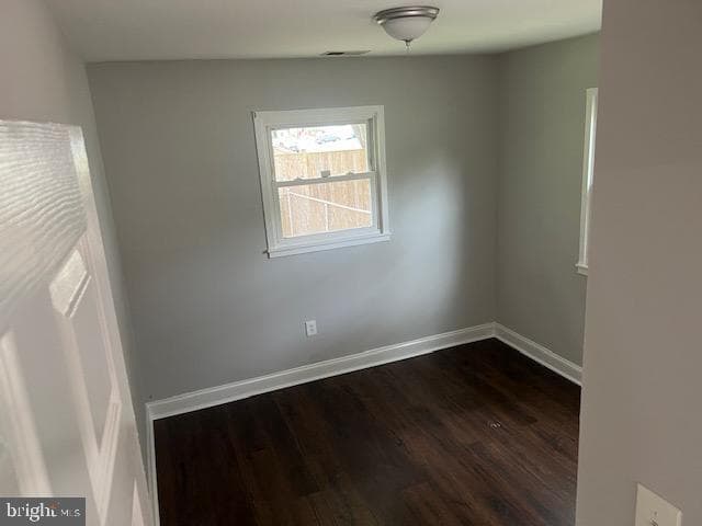1410 Colchester Road photo 6