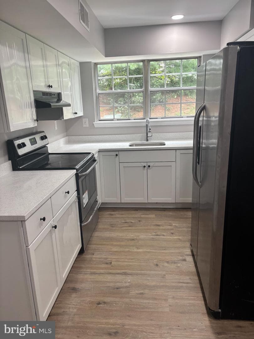 2799 Bordeaux Place photo 2