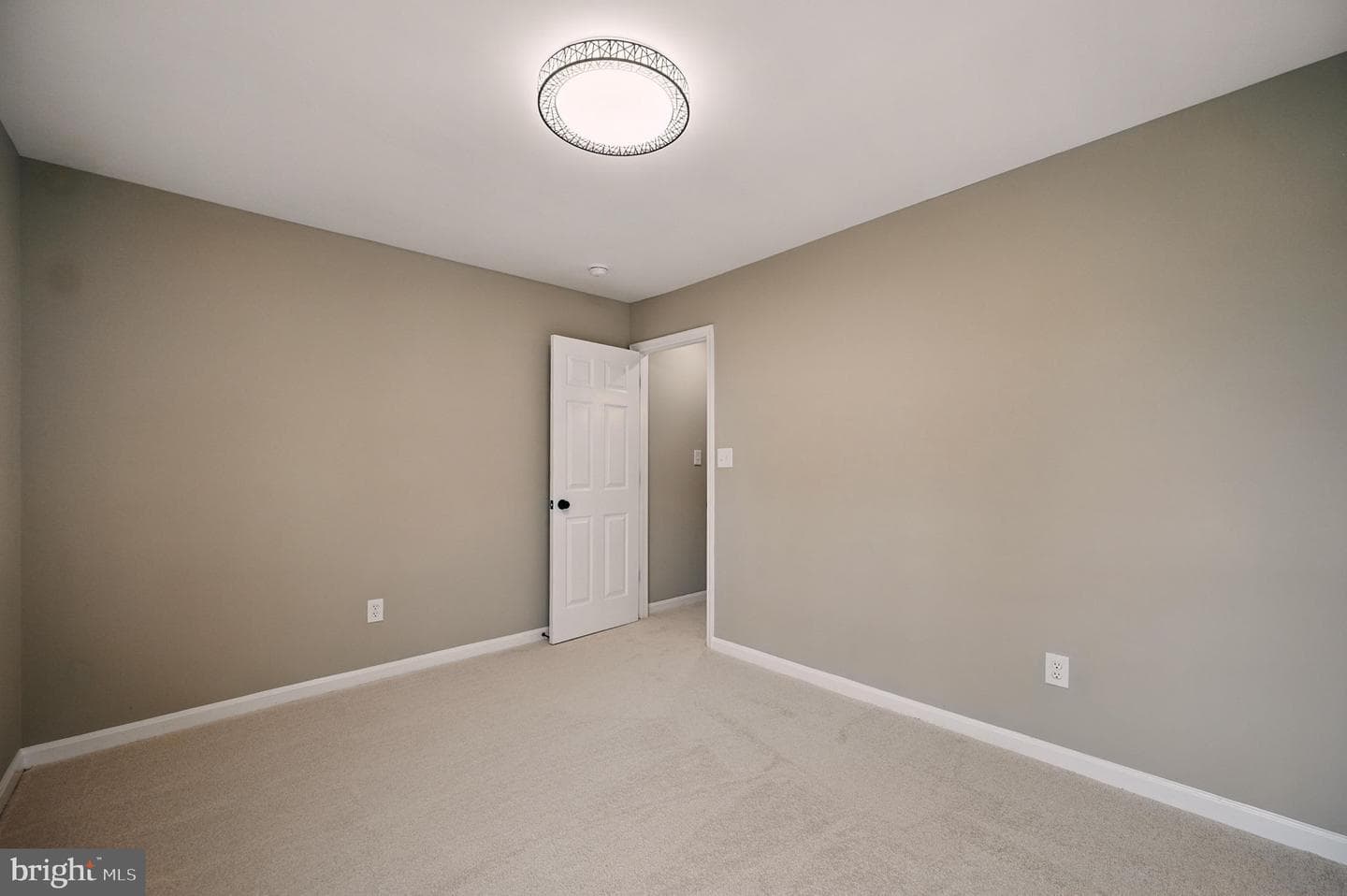 3629 Sherbrooke Circle photo 16