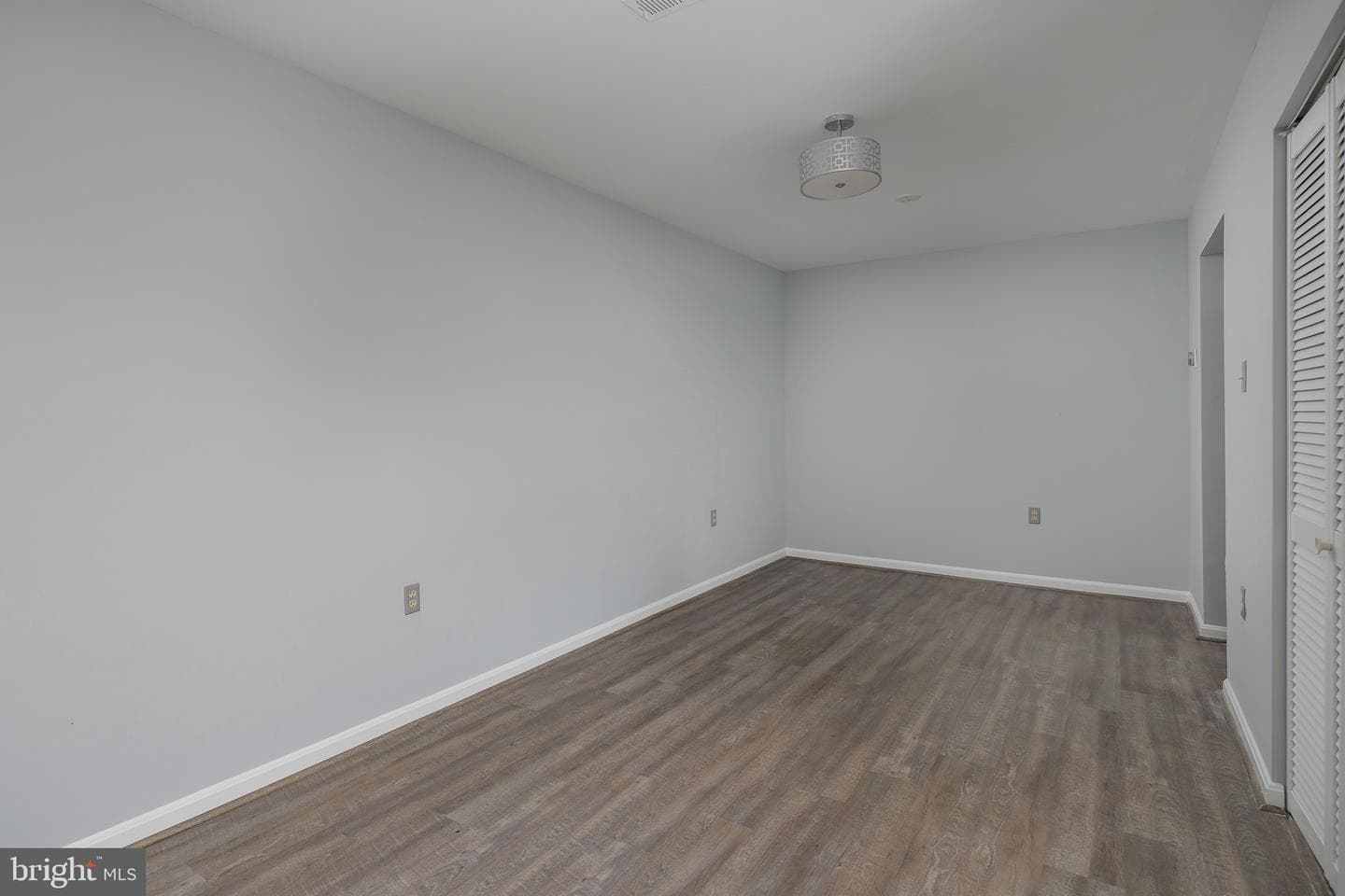10545 Stonington Lane photo 8