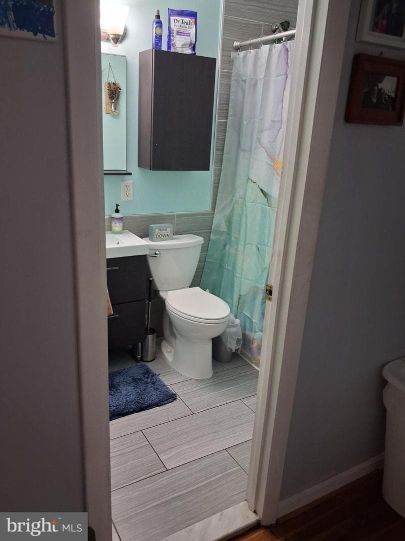3213 Bradford Street photo 13