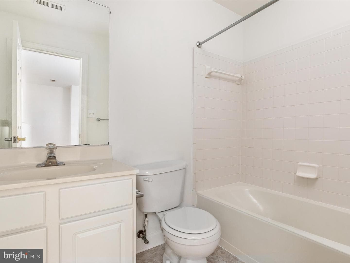 8105 Rainwater Circle photo 7