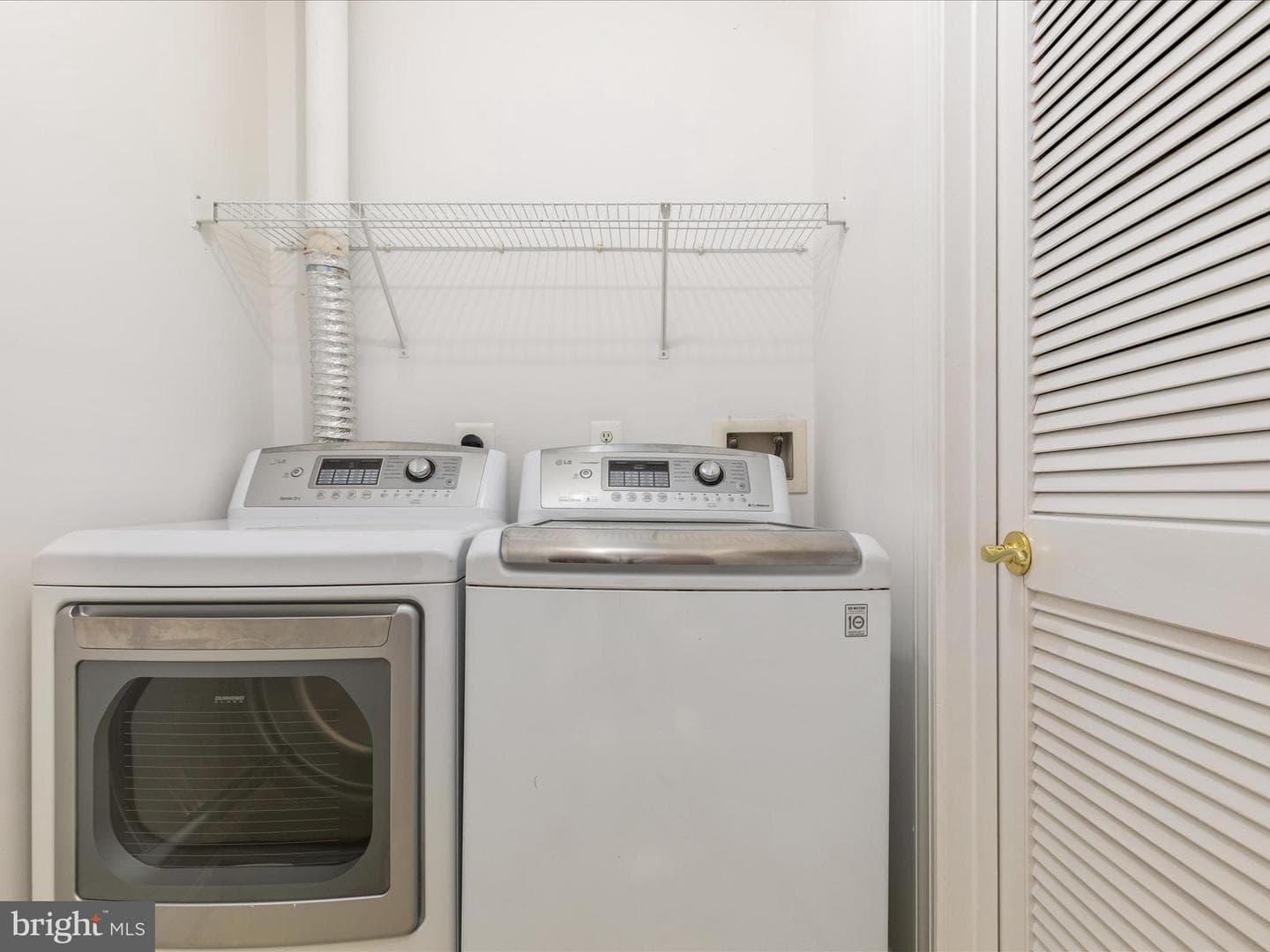8105 Rainwater Circle photo 8