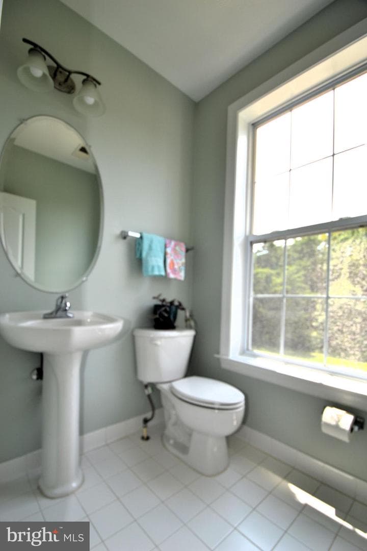 14853 Cloverdale Road photo 24