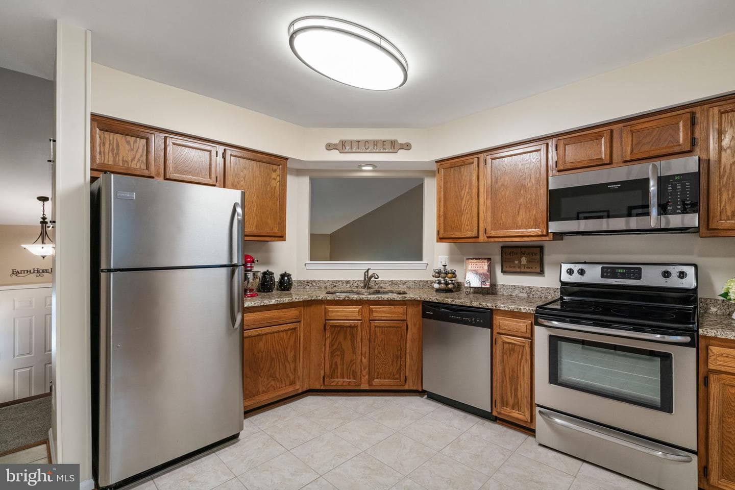 5360 Satterfield Drive photo 4