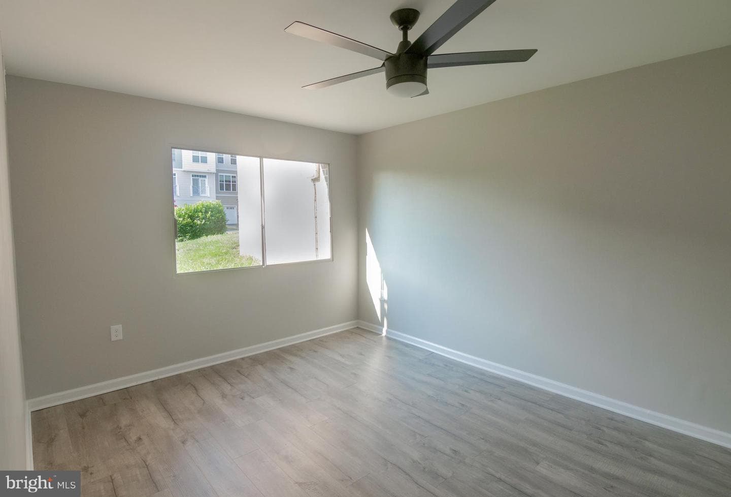 1550 Renate Drive #101 photo 13