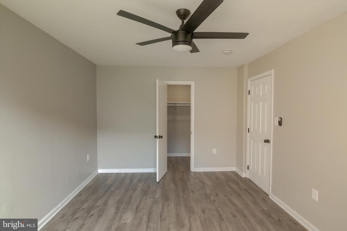 1550 Renate Drive #101 photo 15