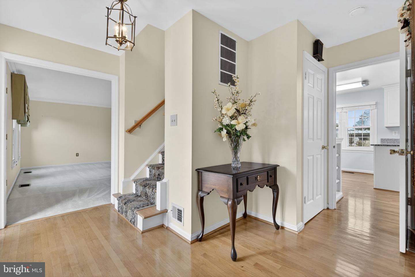 4019 Latham Drive photo 6