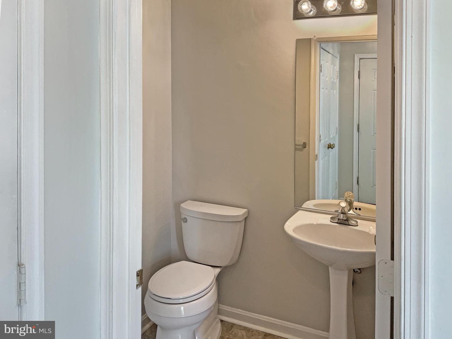 16934 Toms River Loop photo 8
