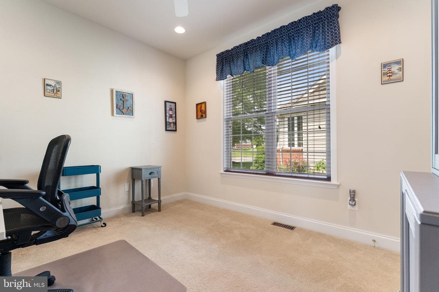 6909 Sunday Silence Court photo 34