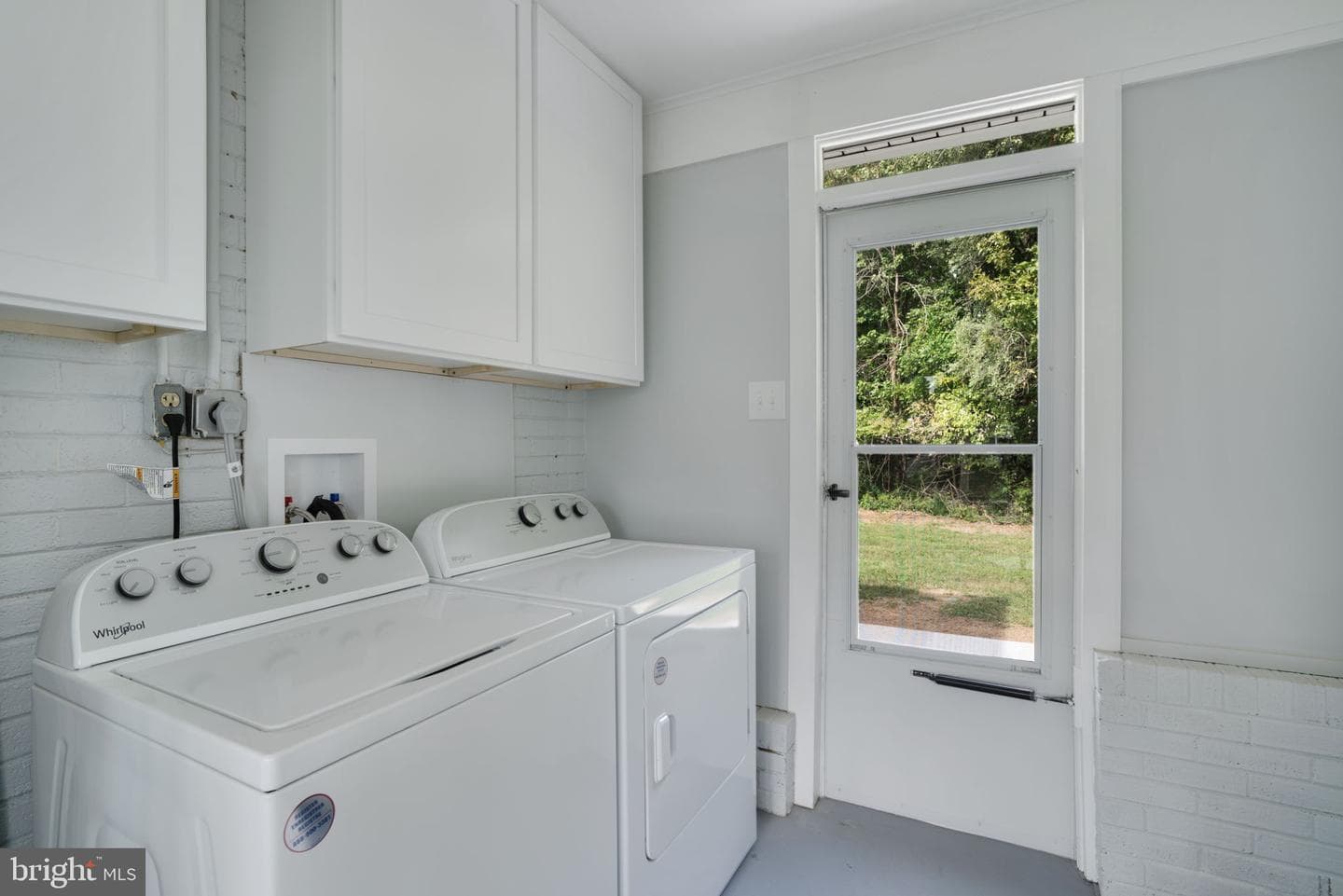 1102 Burton Street photo 26