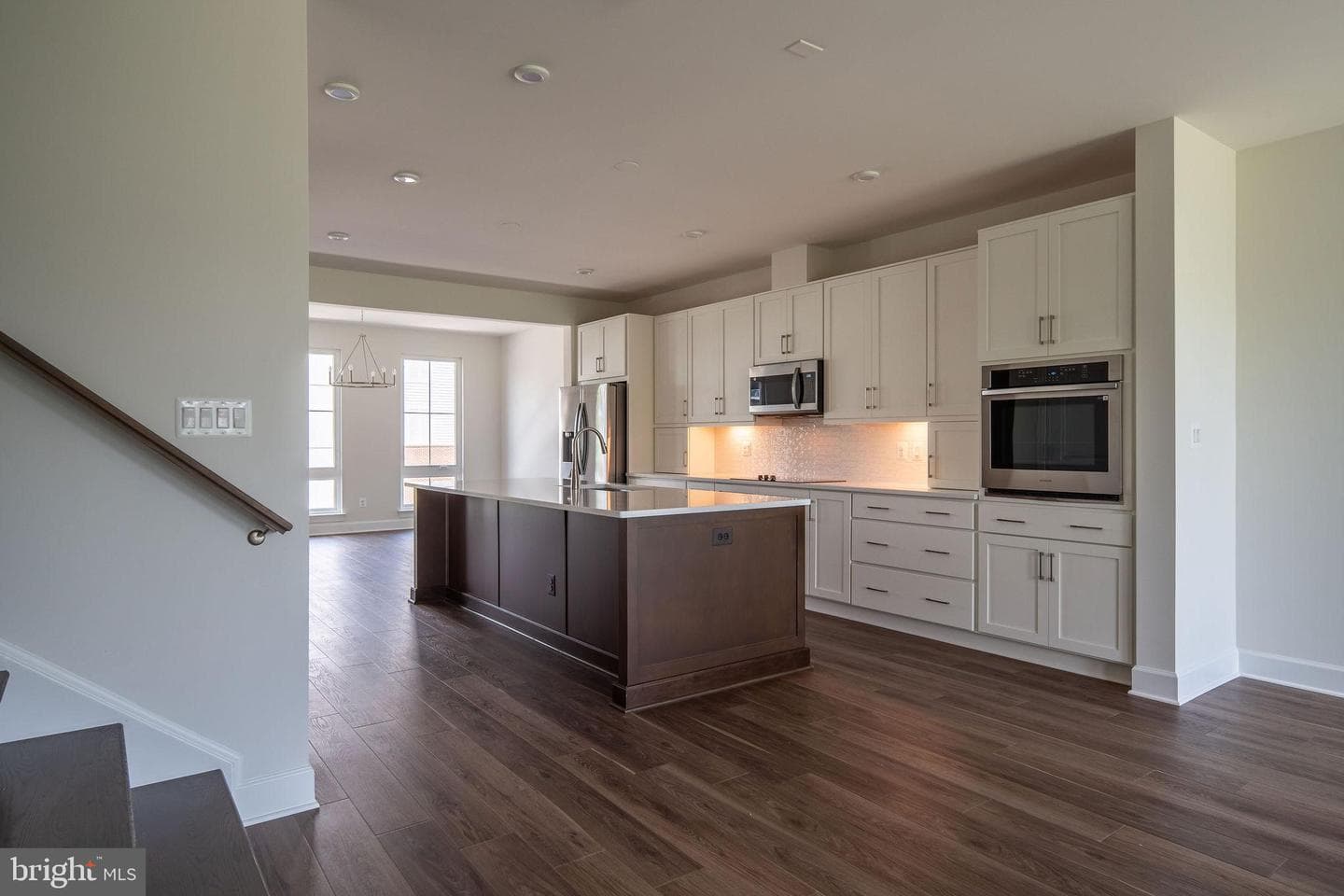 647 Angelfish Way photo 2