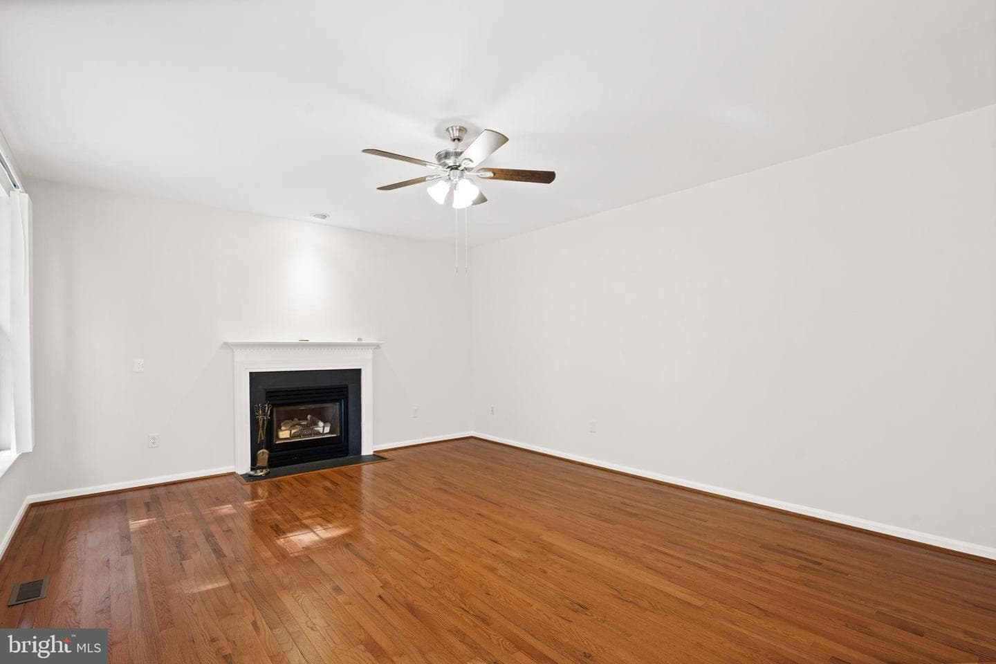 15561 Toddsbury Lane photo 20