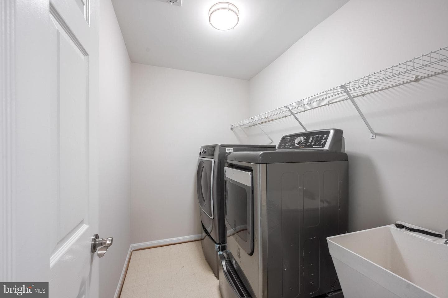 15561 Toddsbury Lane photo 36