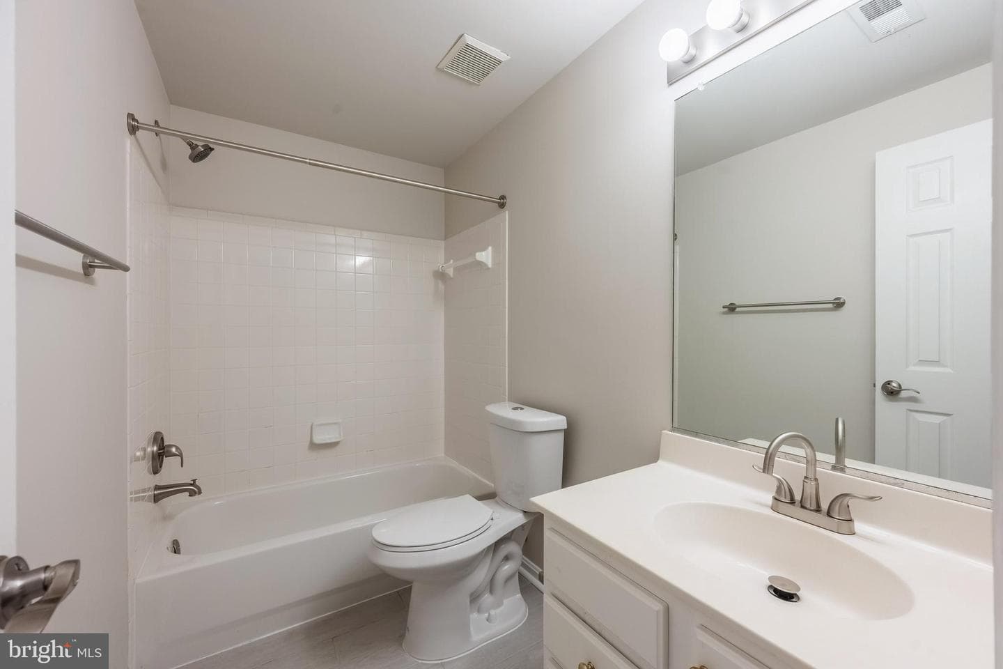 15561 Toddsbury Lane photo 44