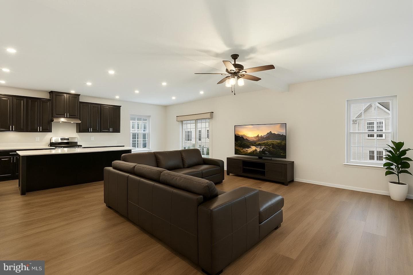 11110 Wheeler Ridge Drive photo 5