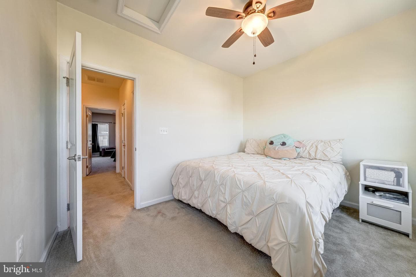 1738 Featherstone Road photo 28