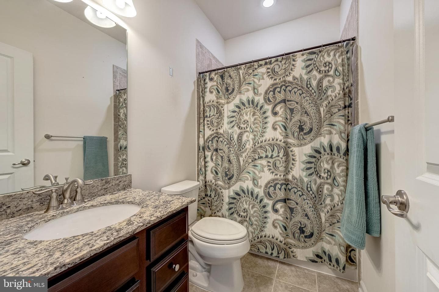 1738 Featherstone Road photo 30