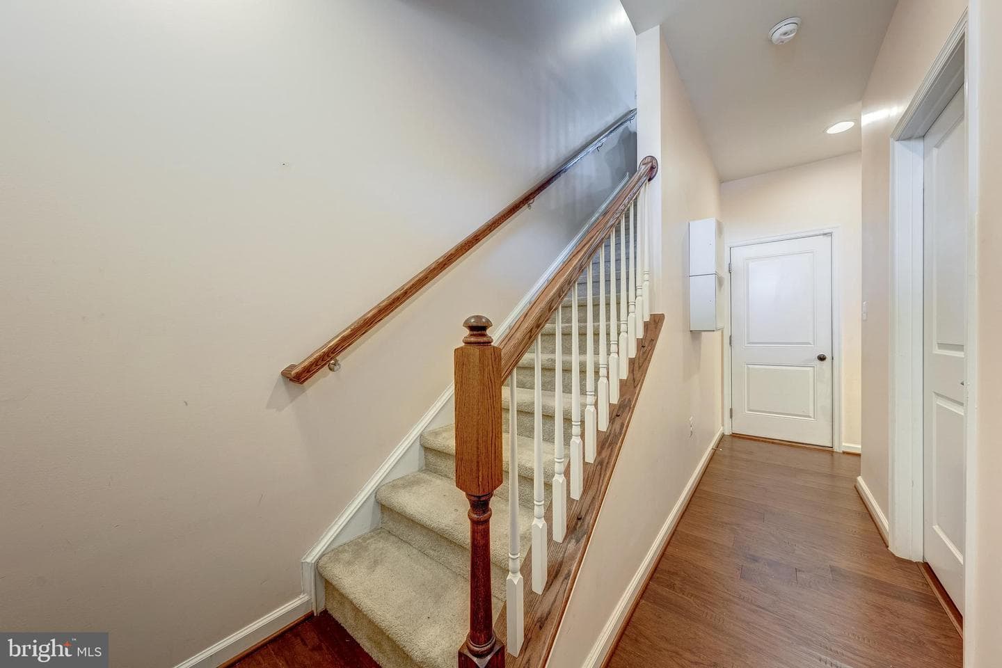 1738 Featherstone Road photo 9