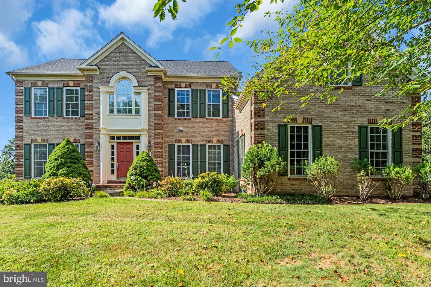 9800 Goldenberry Hill Lane