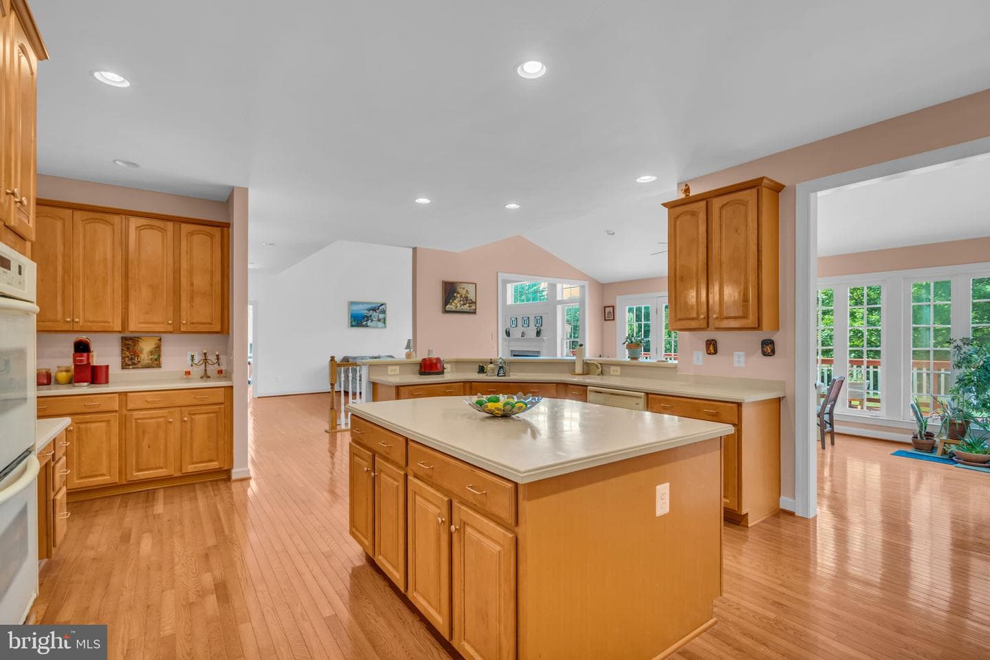9800 Goldenberry Hill Lane photo 22